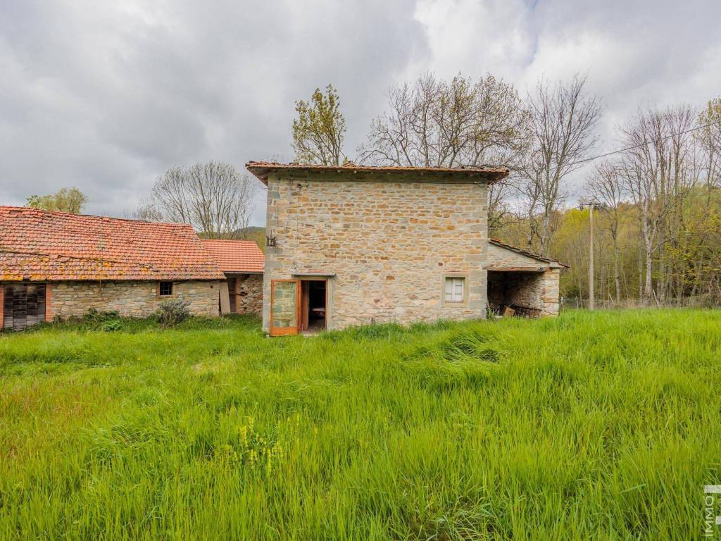 Rustico / casale a Chiusi della verna in Località Pietra - Foto 3