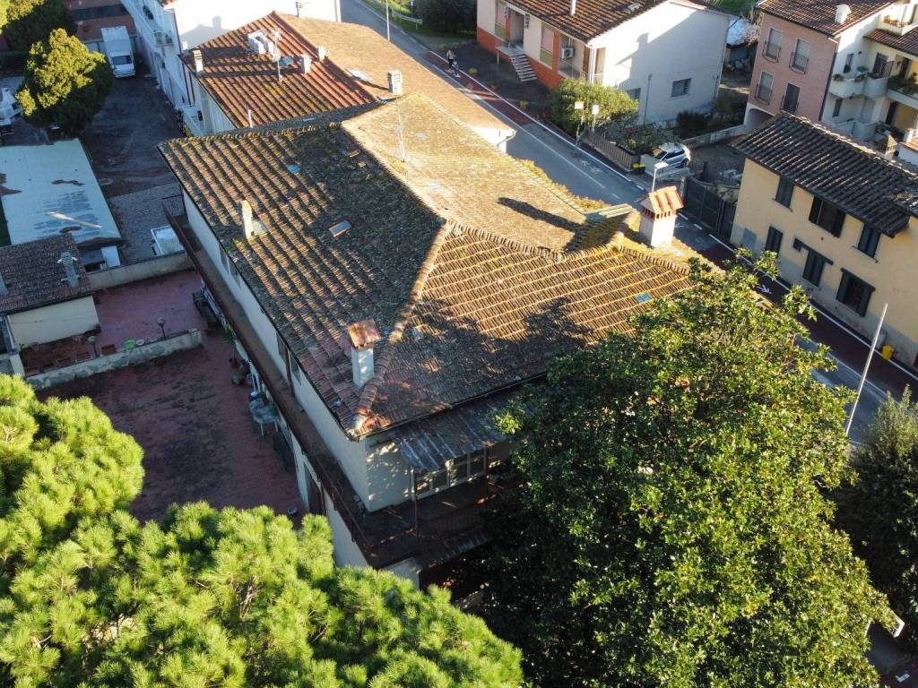 Palazzo / stabile a Signa in Largo dei Capitelloni - Foto 3