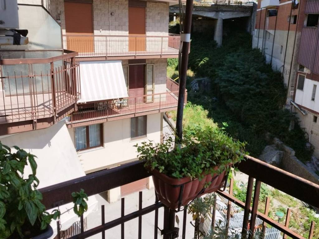 Appartamento a Mercogliano in Via Roma - Foto 4