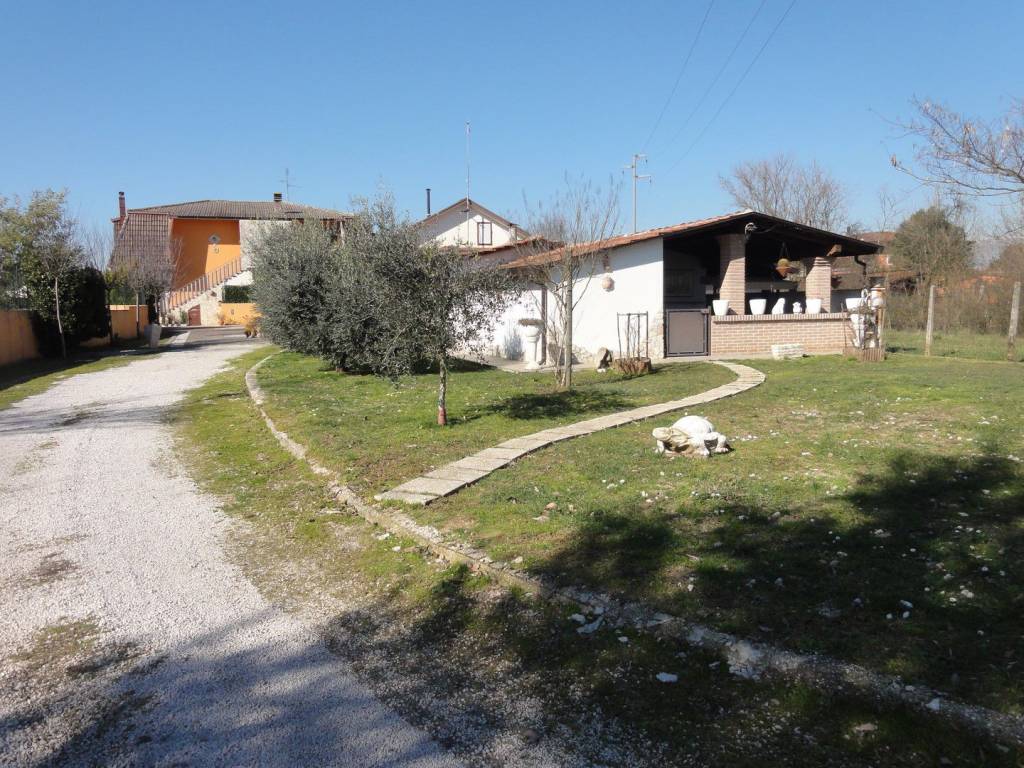 Villa a Ceccano in Via Colle San Paolo, 1 - Foto 3