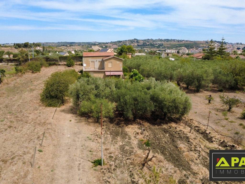 Villa a Canicattì in Viale Giudice Antonino Saetta - Foto 2