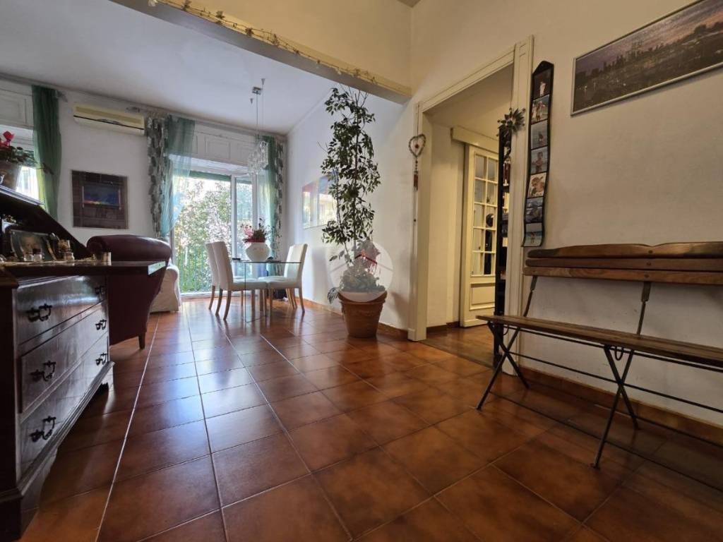 Appartamento a Napoli in Via Caldieri Luigi, 35 - Foto 3