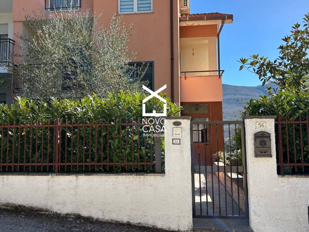 Villa a Pignola in Via Valle d'Aosta, 56 - Foto 4