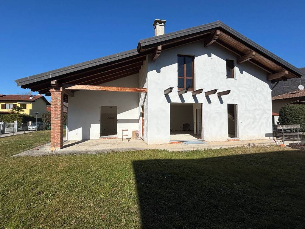 Villa a Serravalle sesia in Viale Sant'Euseo - Foto 5