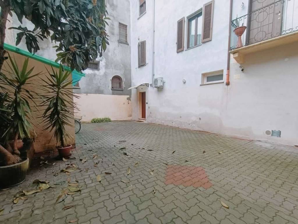Appartamento a Cremona in Via Carlo Tedaldi Fores, 1 - Foto 3
