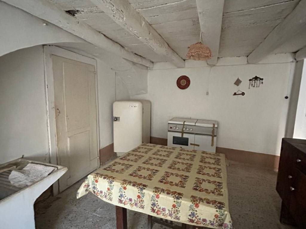 Casa indipendente a Laconi - Foto 3