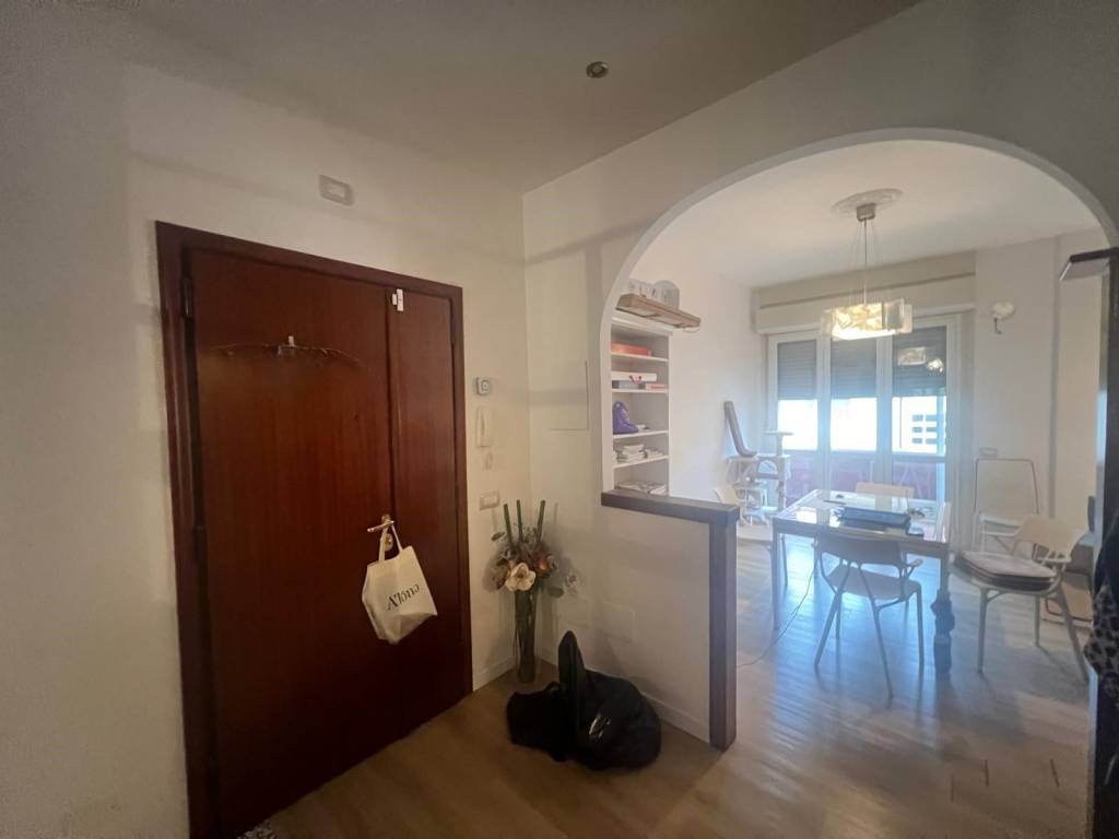 Appartamento a Scandicci in Via Cristoforo Colombo - Foto 2