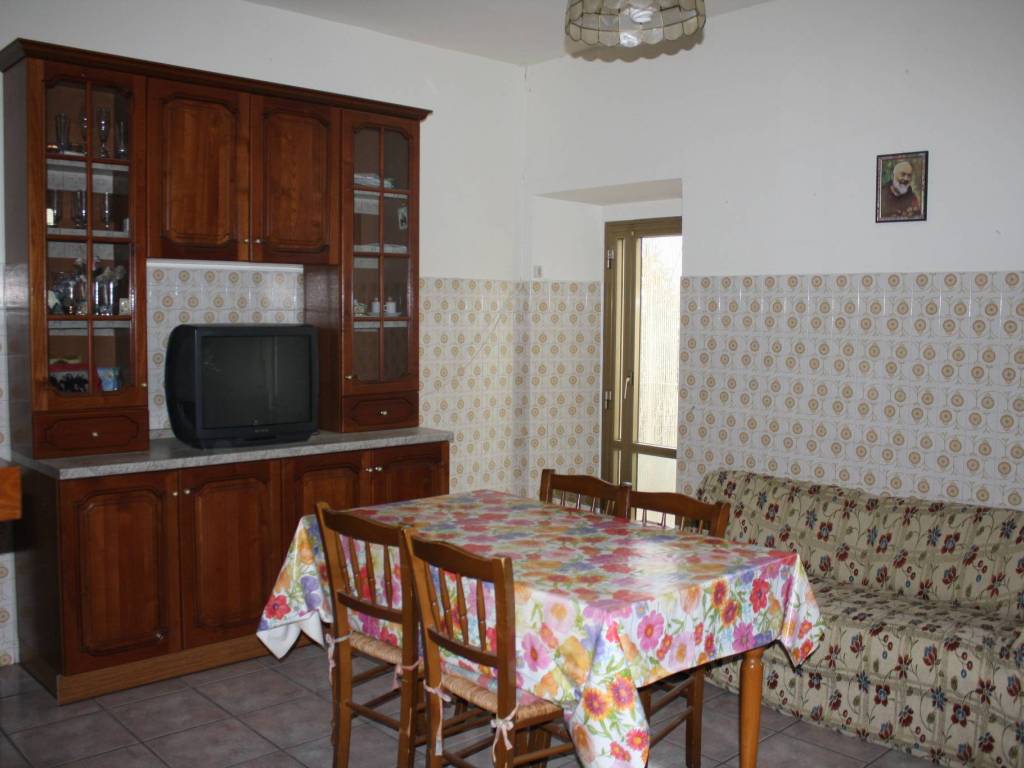 Casa indipendente a Cingoli in Località Santa Maria del Rango, 7 - Foto 4