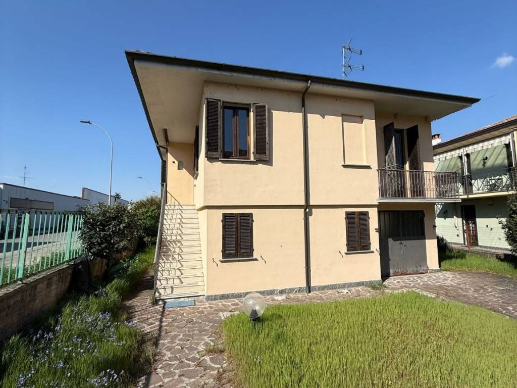 Villa a Garlasco in Via Borgo San Siro - Foto 5