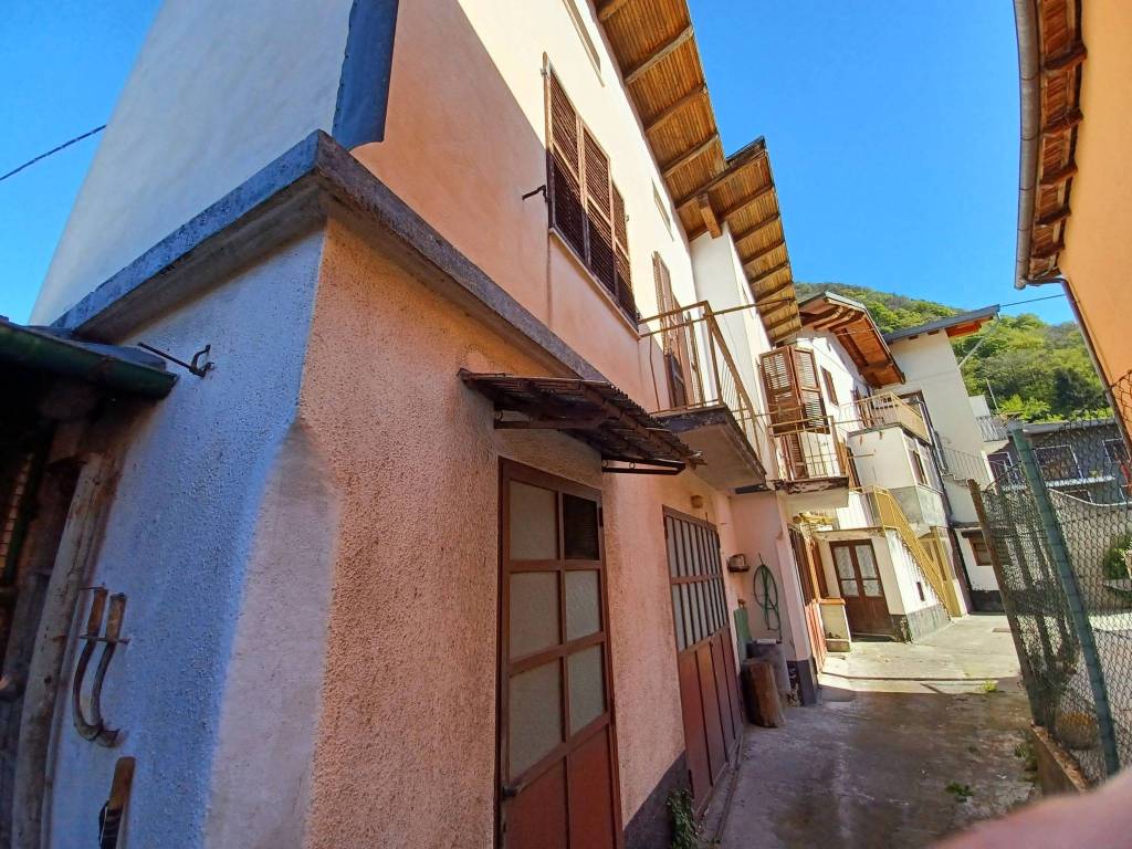 Casa indipendente a Pont-saint-martin - Foto 4