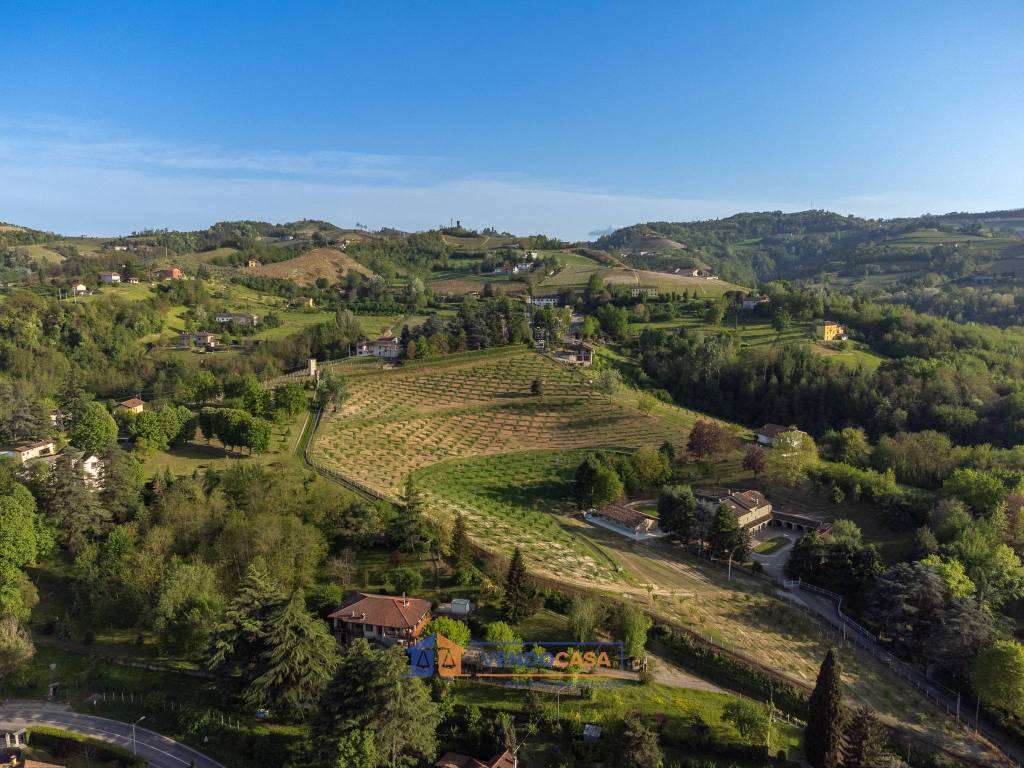 Villa a Canelli in Via Giovanni Carlo Aliberti - Foto 4