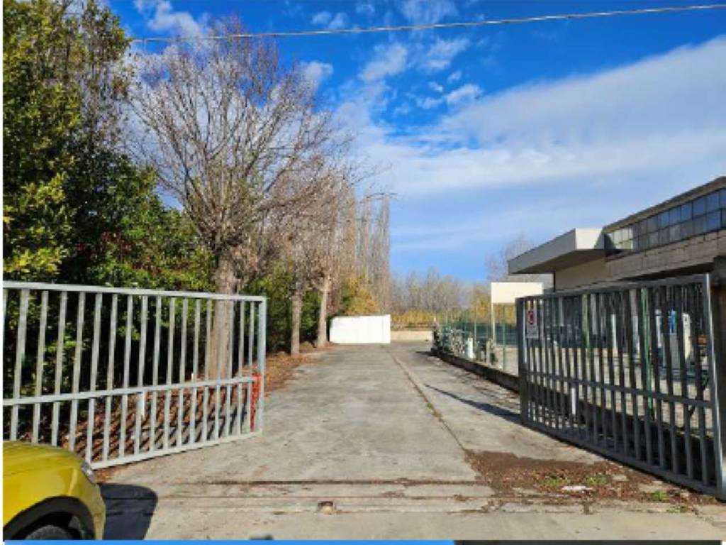 Immobile a Colonnella in Strada Provinciale - Contrada San Giovanni 1 - Foto 5