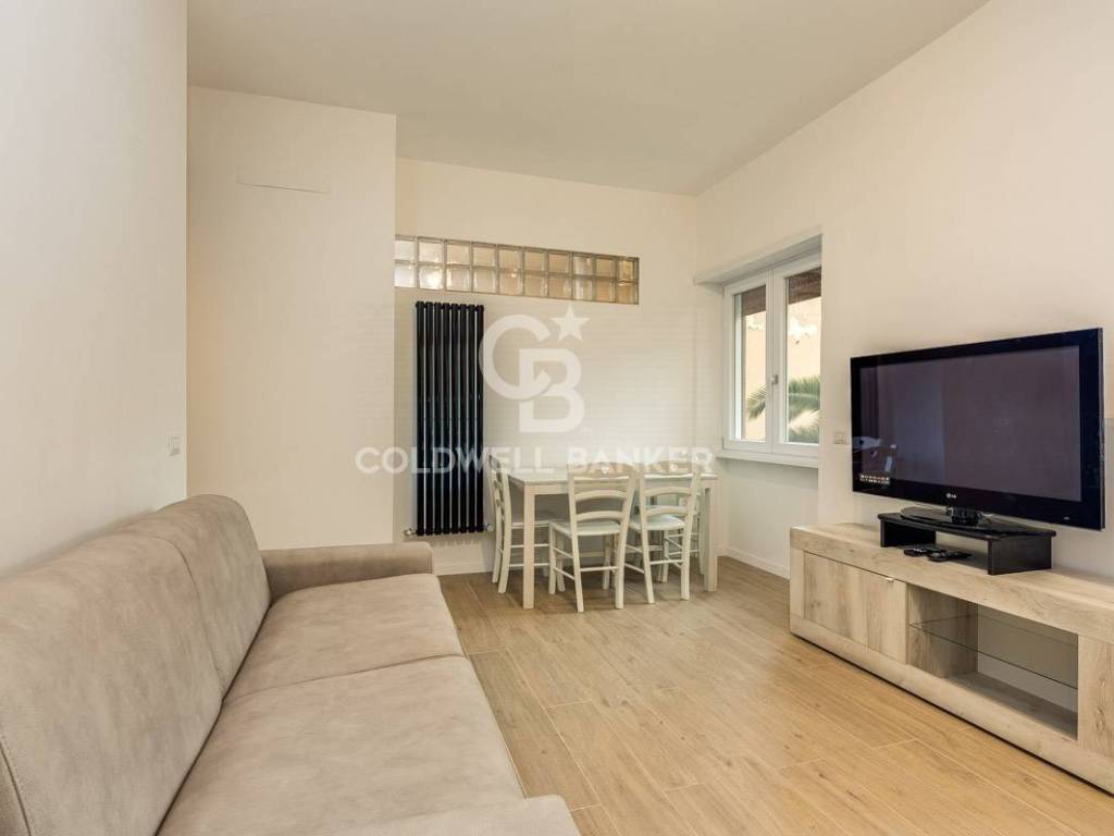 Appartamento a Roma in Via Del Casale Giuliani, 75 - Foto 4