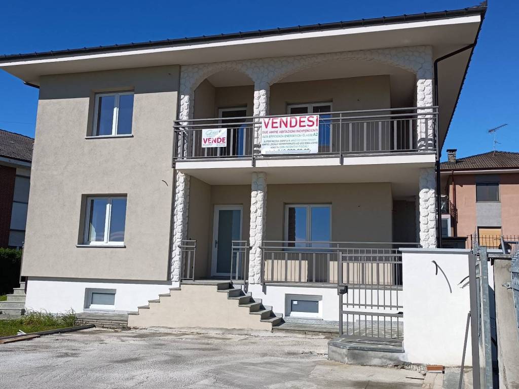 Appartamento a Barge in Via Bagnolo, 43 - Foto 2