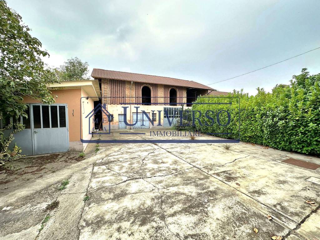 Casa indipendente a Cornale e bastida in Via Camillo Benso di Cavour, 114 - Foto 5