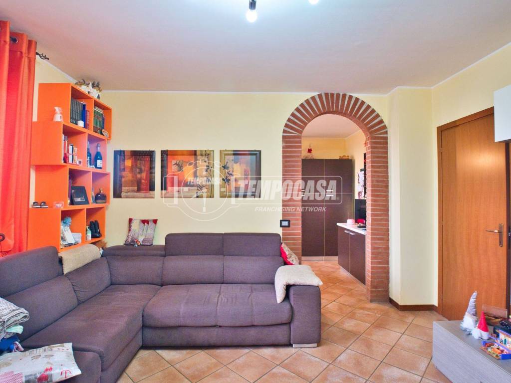 Appartamento a Novara in Via Italo Calvari - Foto 3