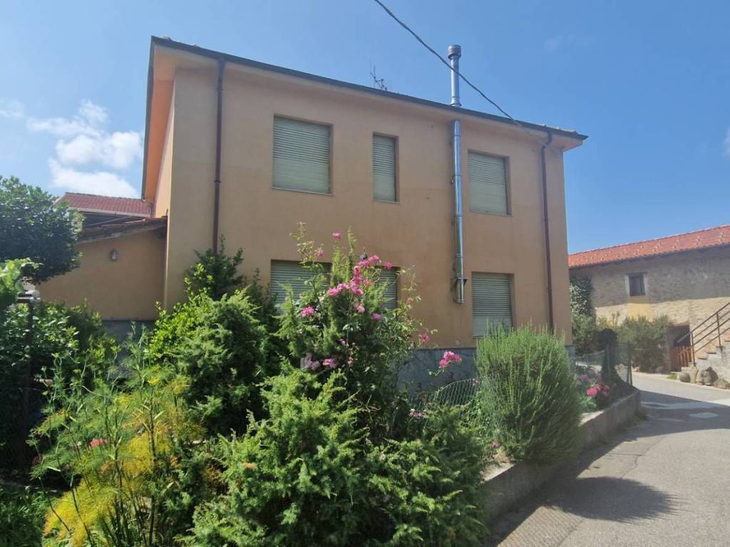 Casa indipendente a Saliceto in Loc. Bricco - Foto 2