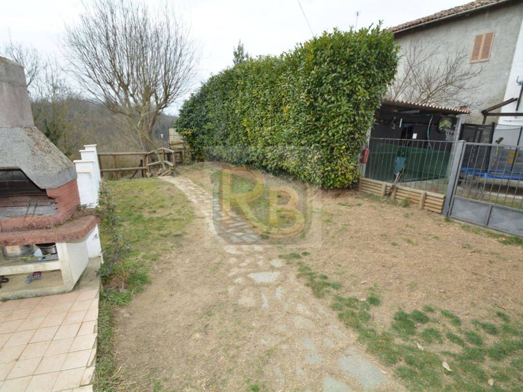 Casa indipendente a Piovà massaia in Via Regina Margherita, 2 - Foto 2