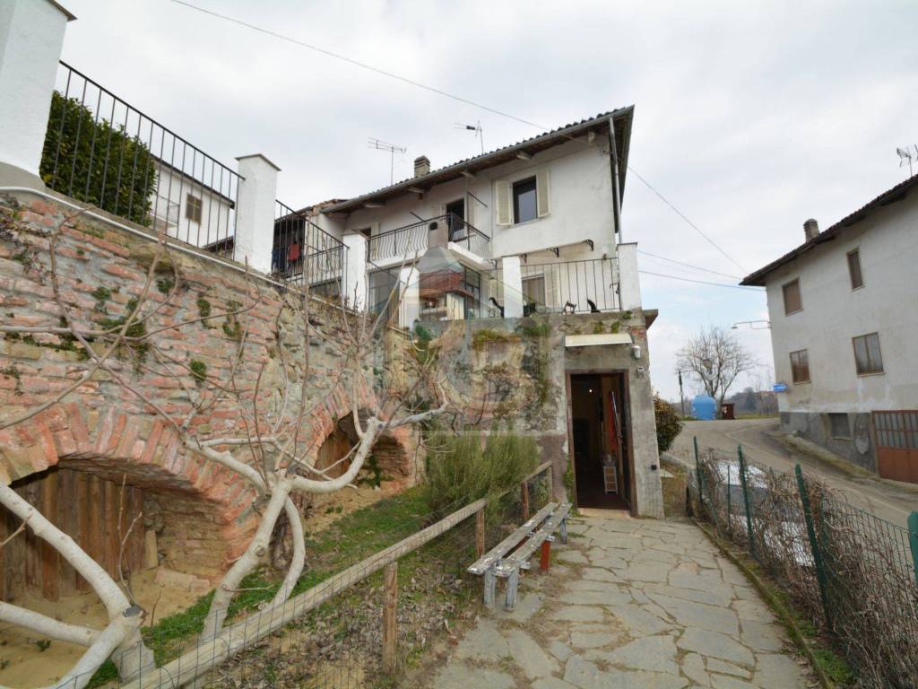 Casa indipendente a Piovà massaia in Via Regina Margherita, 2 - Foto 3