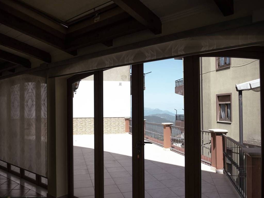 Appartamento a Lanusei in Via Siccardi - Foto 3