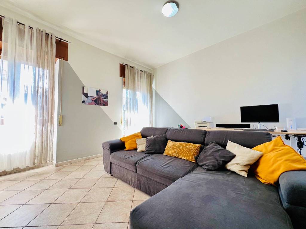 Casa indipendente a Lonate pozzolo in Via Francesco Baracca, 20 - Foto 3