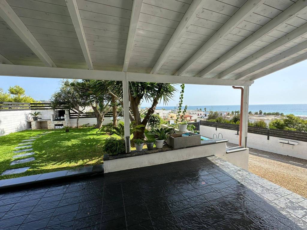 Villa a Salve in Via delle Primule - Foto 3