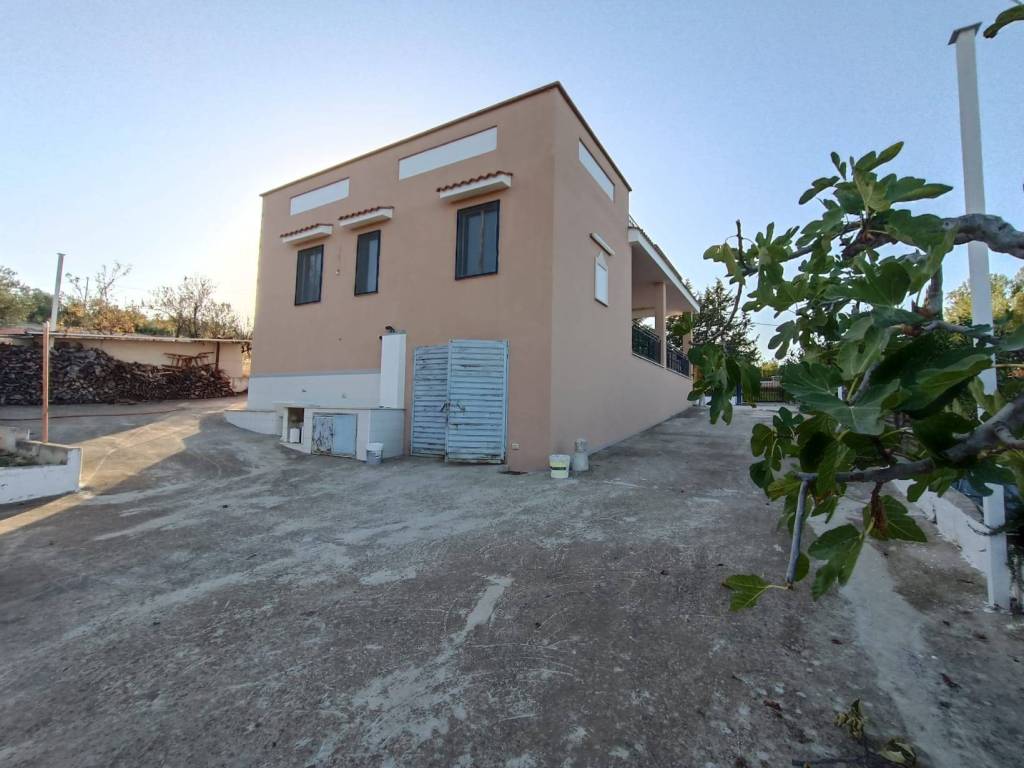 Villa a Andria in SP149 - Foto 5