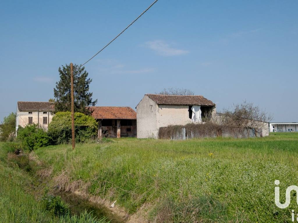 Rustico / casale a Castel goffredo in Strada Gambina Sotto - Foto 2