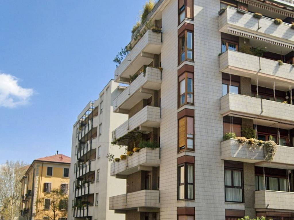 Appartamento a Milano in Via Cesare Balbo - Foto 2