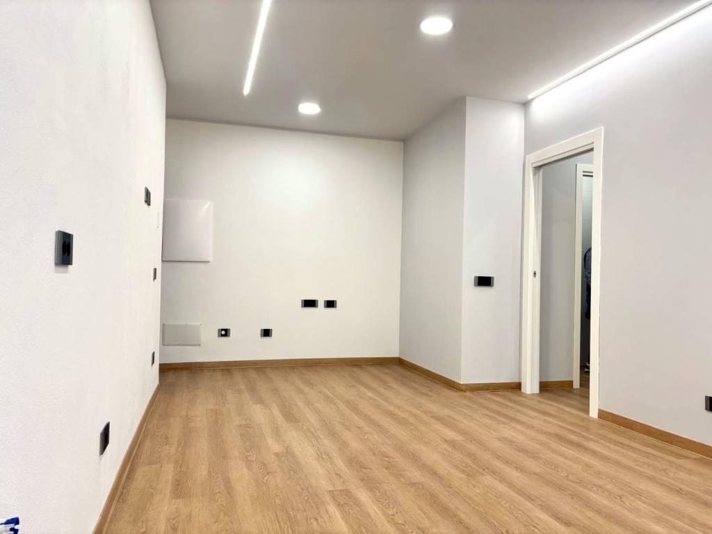 Appartamento a Cagliari in Via Oslavia, 3 - Foto 3