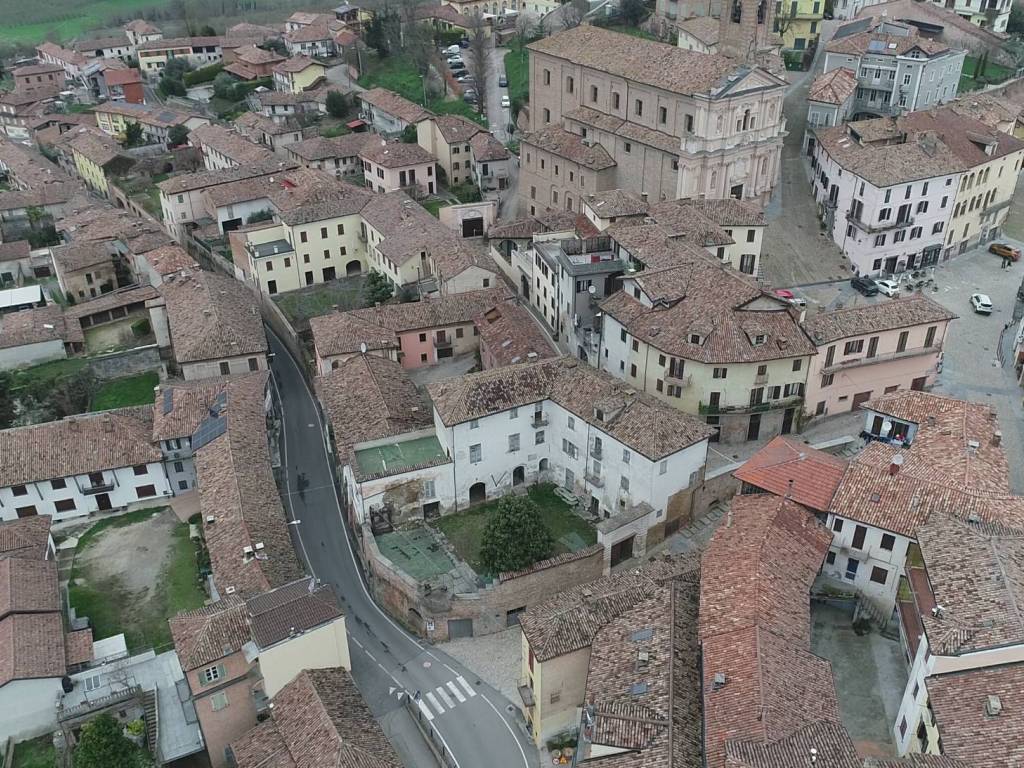 Rustico / casale a Castagnole delle lanze in via Afieri, 3 - Foto 2