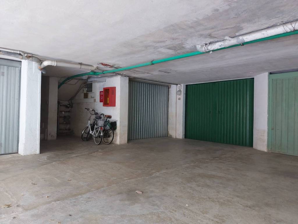 Box / garage a Diano marina in via generale ardoino, 178 - Foto 4