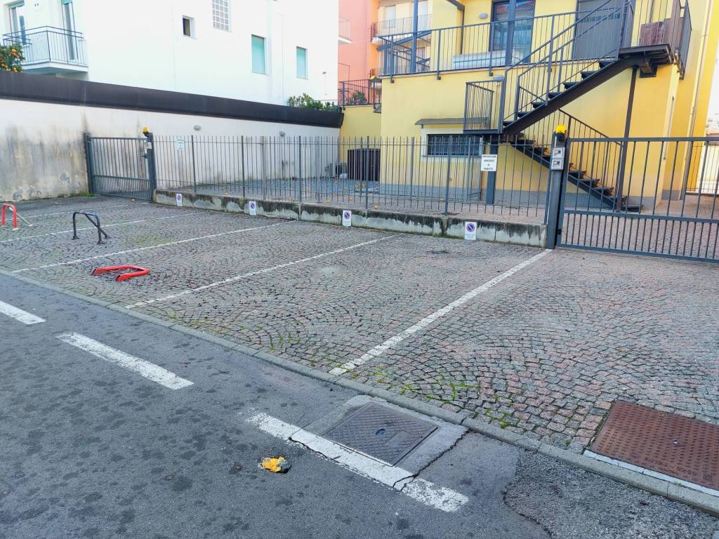 Box / garage a San bartolomeo al mare in Via Corsica - Foto 5