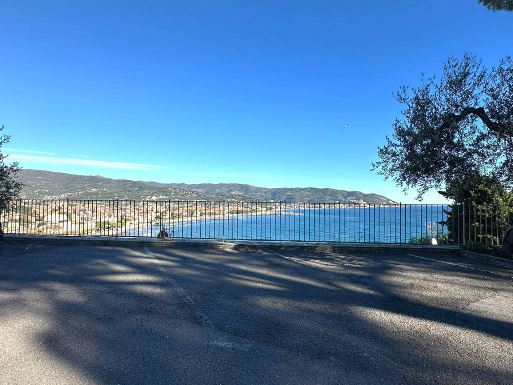 Box / garage a Diano marina in VIA SANT'ELMO - Foto 3