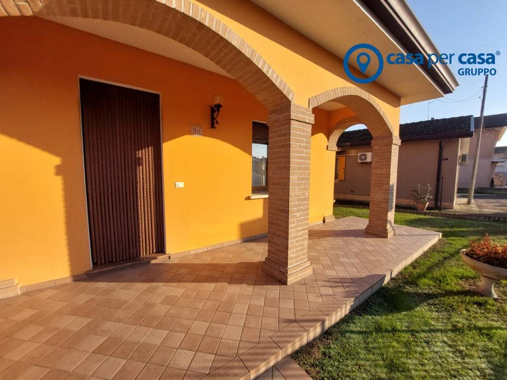 Casa indipendente a Ariano nel polesine in Ariano nel Polesine Riva' Via Romea Vecchia - Foto 4