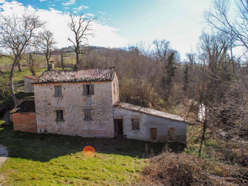 Rustico / casale a Cagli in strada Santa Barbara - Foto 3