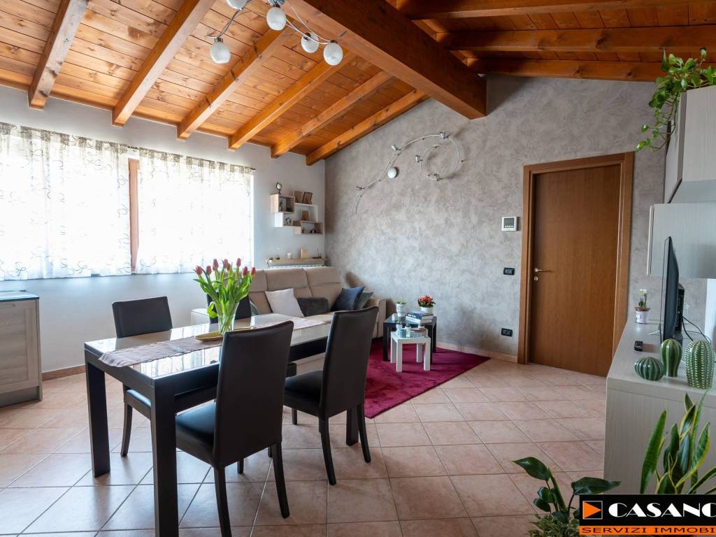 Appartamento a Carnago in Via Stribiana, 9 - Foto 4
