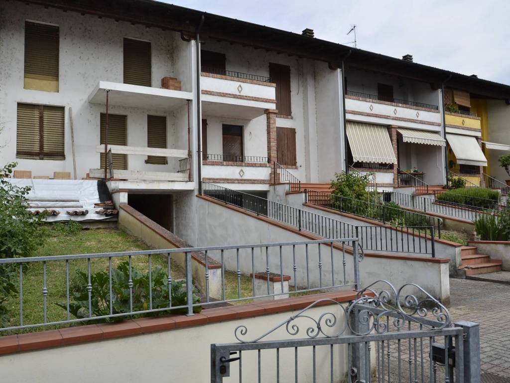 Villetta a schiera a Cremona in Via C. Meda 13, Isola Dovarese - Foto 5