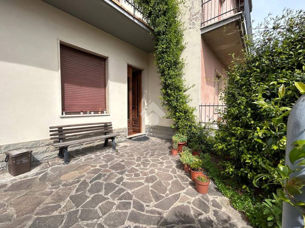 Casa indipendente a Montemurlo in Via Circonvallazione Sinistra, 44 - Foto 4