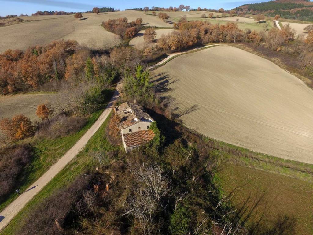 Rustico / casale a Cagli in strada Santa Barbara - Foto 2