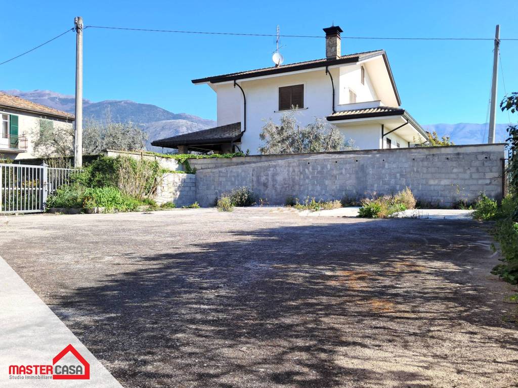 Villa a Sora in Via Vicenne - Foto 3