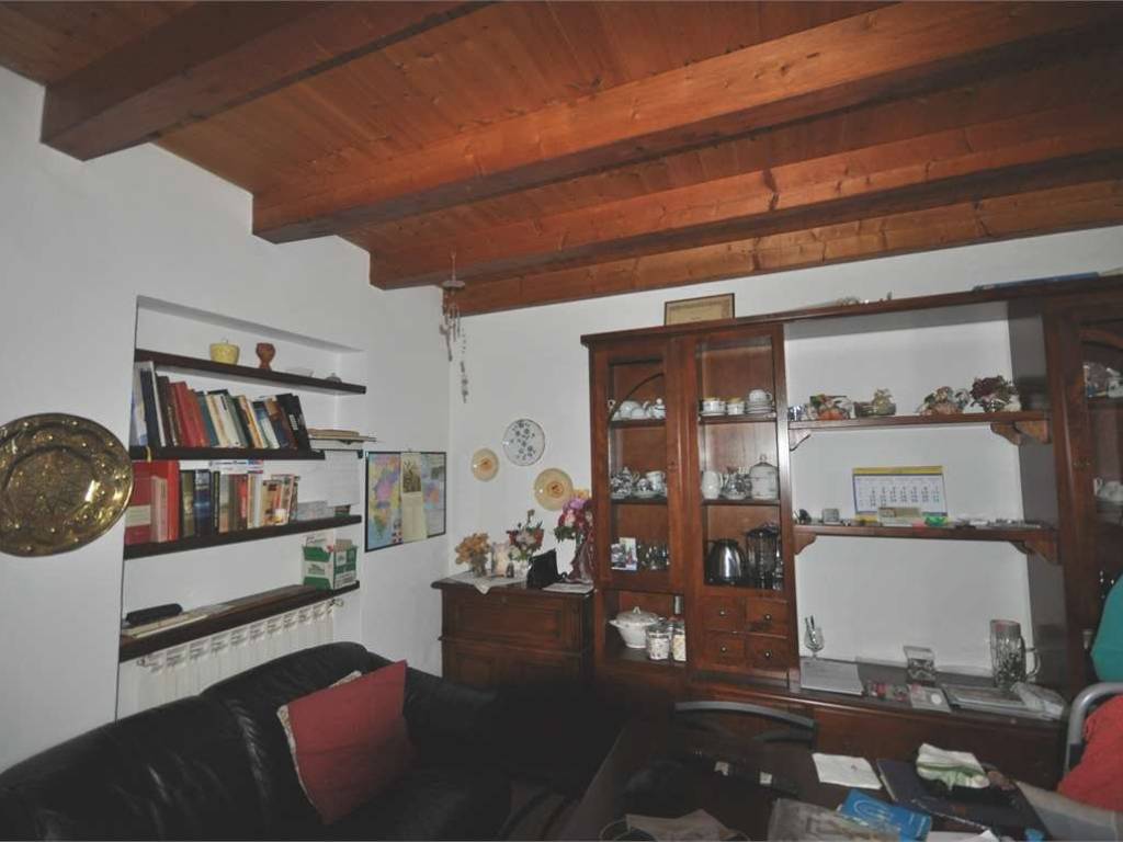 Casa indipendente a Villadossola in Via Riale , 2 - Foto 4