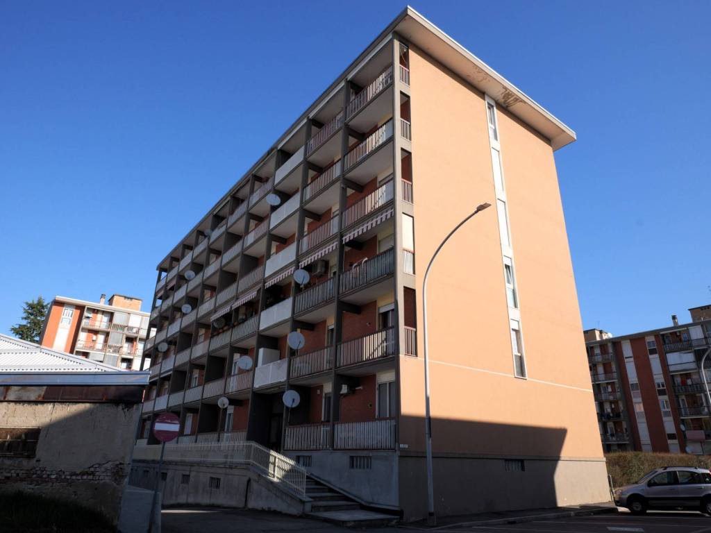 Appartamento a Biella in Via Abruzzi, 7 - Foto 2