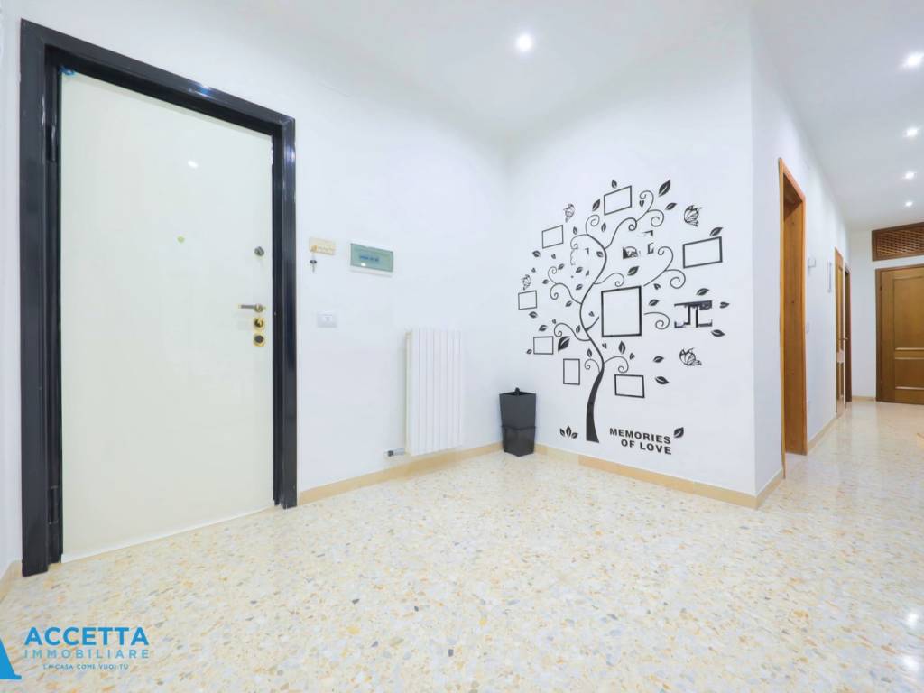 Appartamento a Taranto in Viale Magna Grecia , 451 - Foto 3