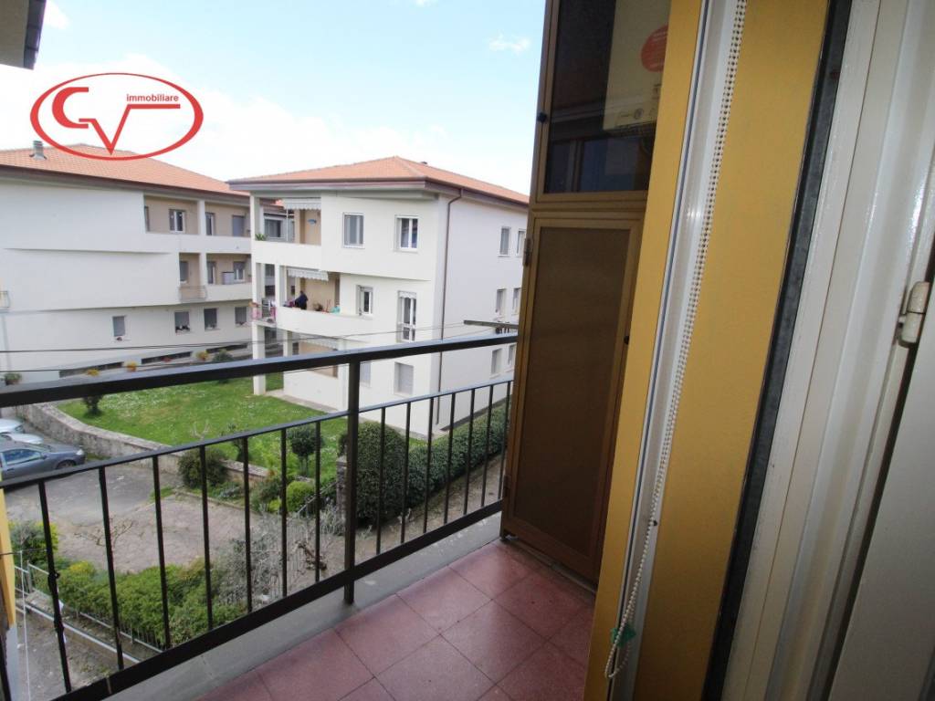 Appartamento a Loro ciuffenna in Via Bianco da Lanciolina - Foto 4
