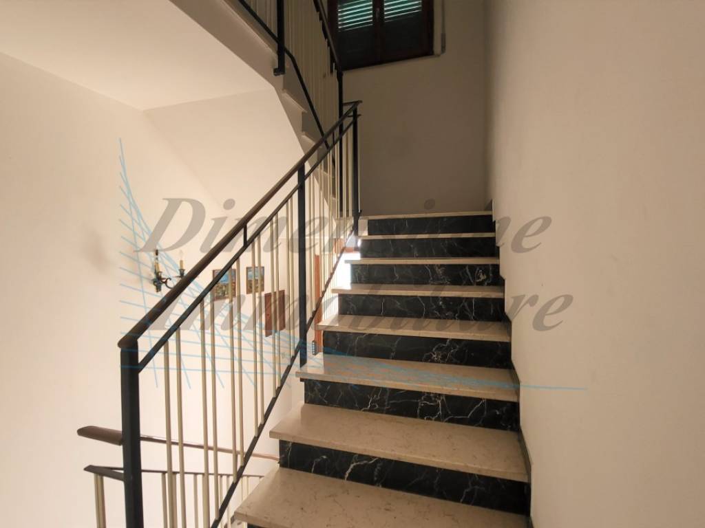 Villa a Rosignano marittimo in Via Fratelli Bandiera - Foto 5