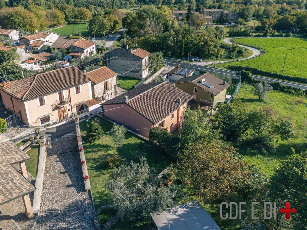 Villa a Castel sant'angelo in Via Villa Reale - Foto 4