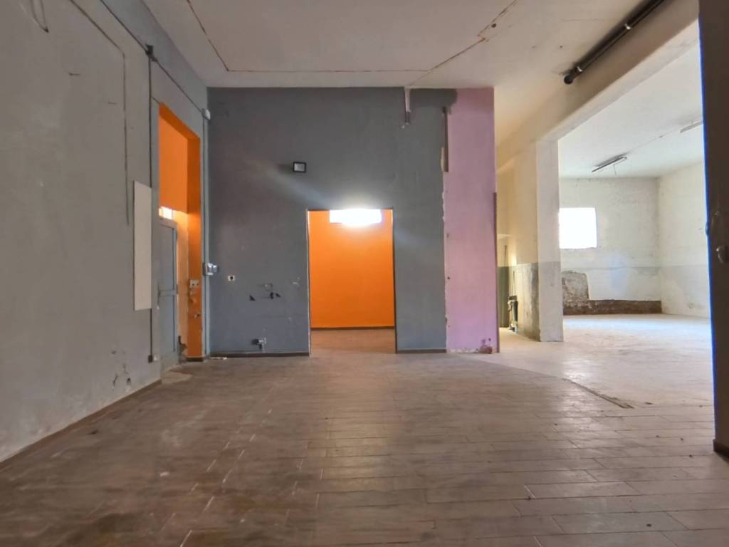 Loft / open space a Aprilia in Via Marconi, 98-100 - Foto 4