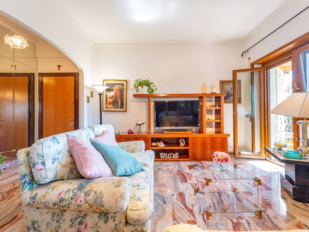 Appartamento a Roma in Via di San Pantaleo Campano, 73 - Foto 2