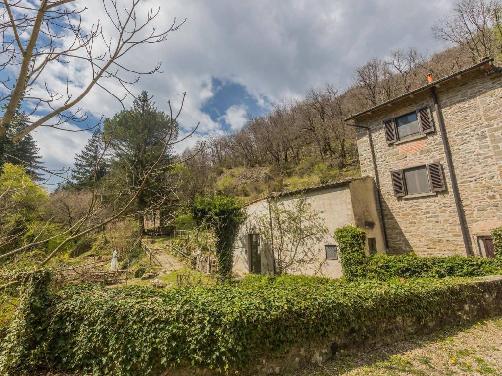 Rustico / casale a Loro ciuffenna in Località Trevane - Foto 4